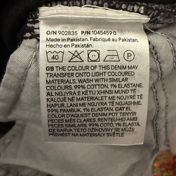 H&M high rise wide leg jeans - Picture 6 of 6